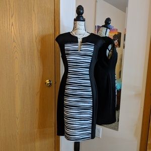 Connected Apparel v-neck dress